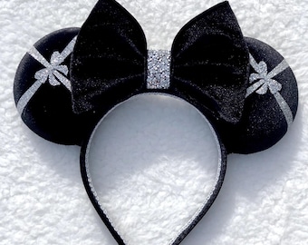 NEW  The Perfect Present Ears