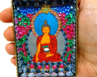 Small handmade altar or niche in homage to Buddha, to place or hang, decorated with rhinestones