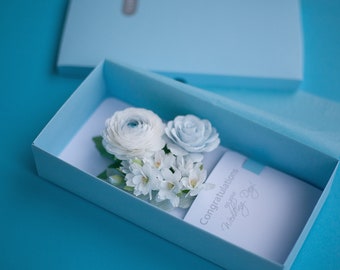 Personalized wedding envelope, Light blue floral wedding card, Flowers in a box