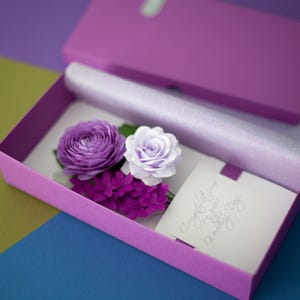 Personalisierte Blumenhochzeitskarte, Blumen in einer Box
