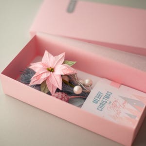 Carte de Noël de luxe avec poinsettia rose, joli cadeau de Noël personnalisé