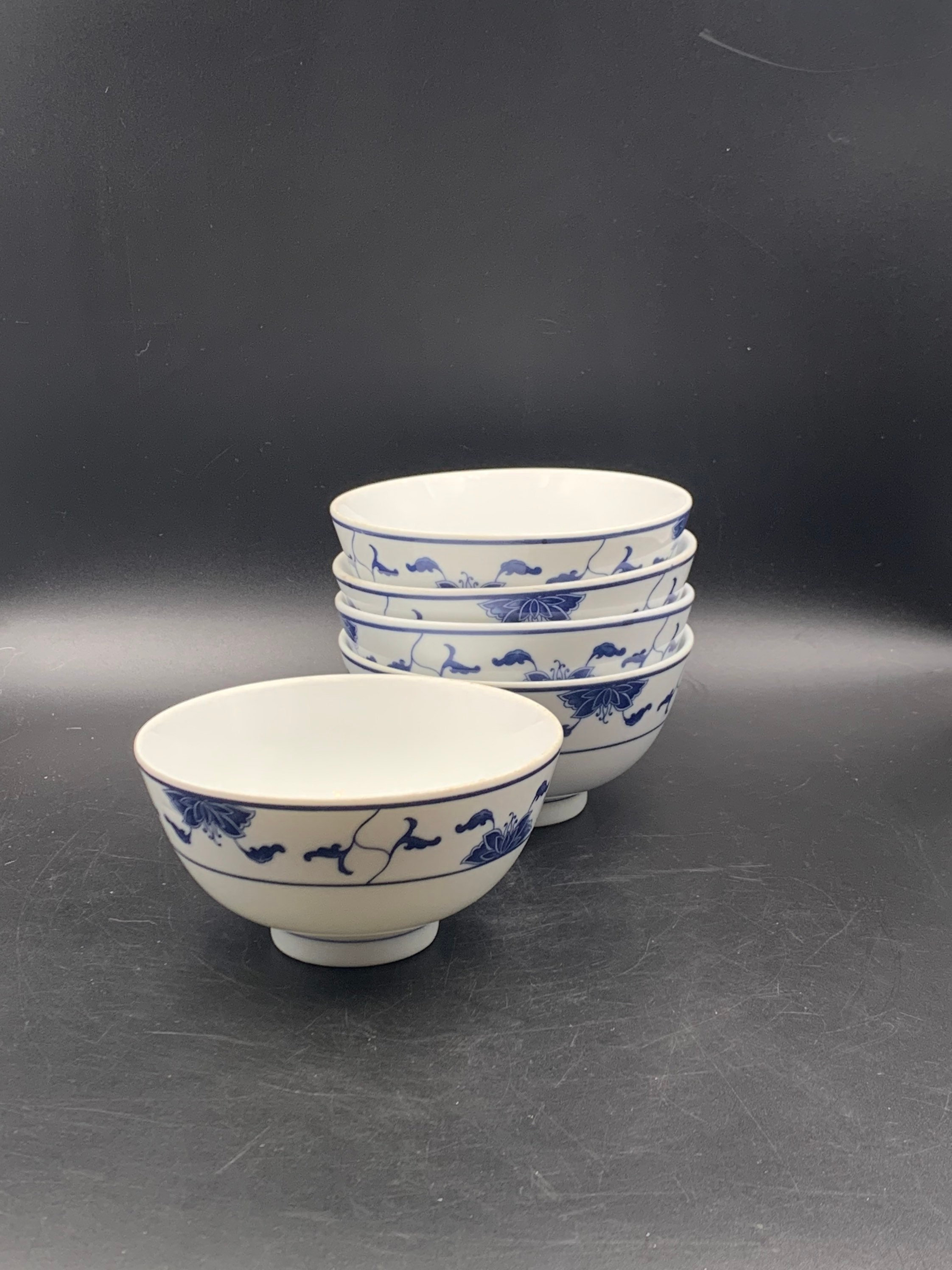 4.5inch Chinese Ceramic Rice Bowls 10 oz for Cereal Soup Salad Pasta set of 10 White and Blue Porcelain Fine Bone China Jingdezhen 