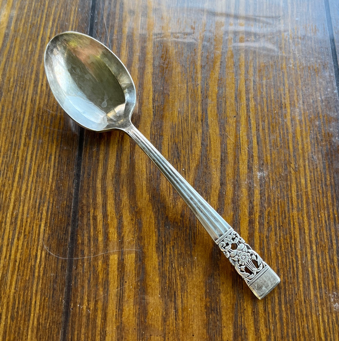 Set of Vintage Coronation Sugar Spoon and Butter Knife Silver Plate