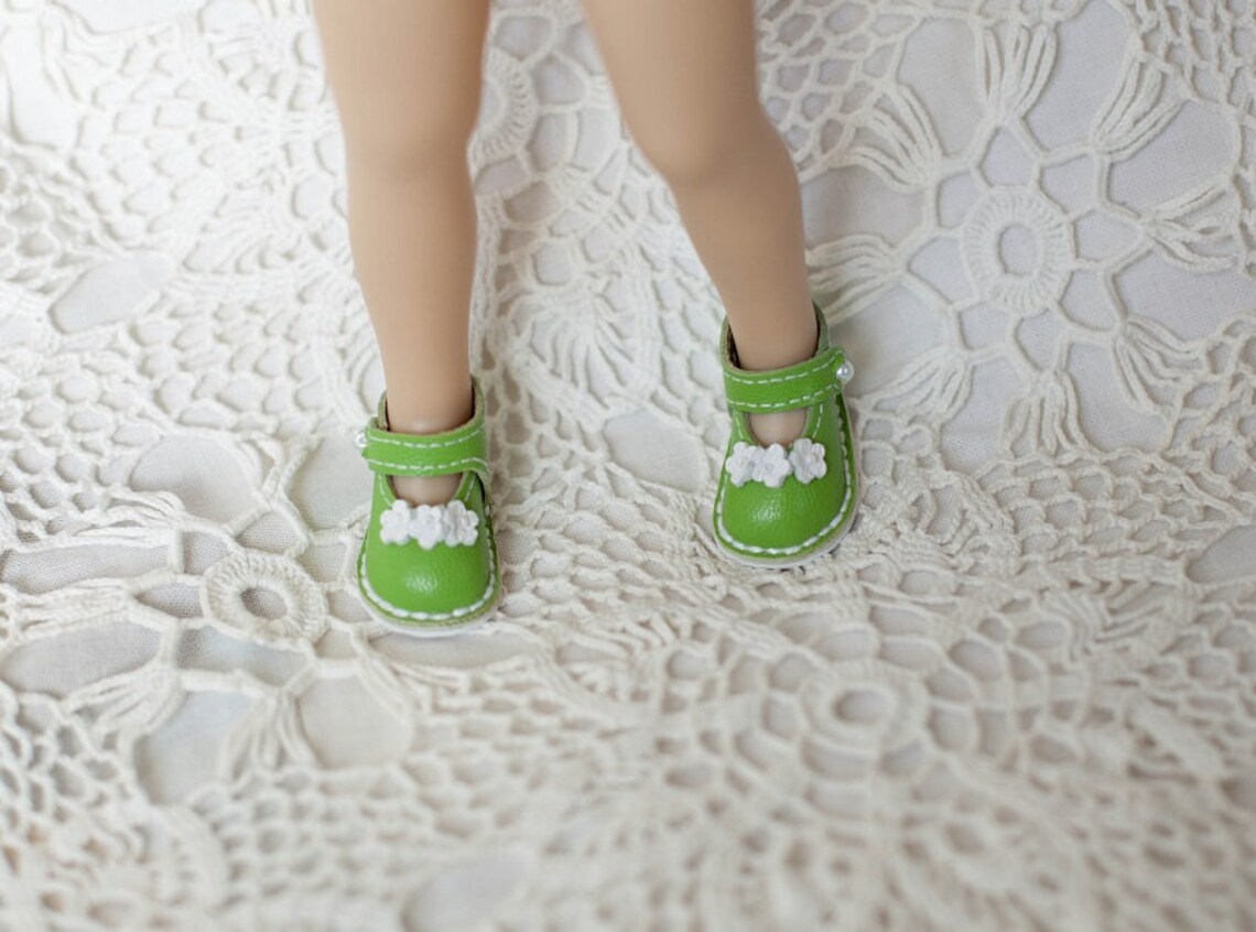 Shoes for Boneka. Apple color Etsy