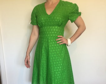 Green Broderie Anglaise 1950s dress