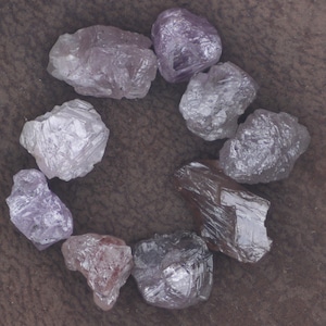Diamante grezzo sciolto rosa naturale non tagliato / Diamanti sciolti rosa grezzi non trattati / Diamante rosa per gioielli