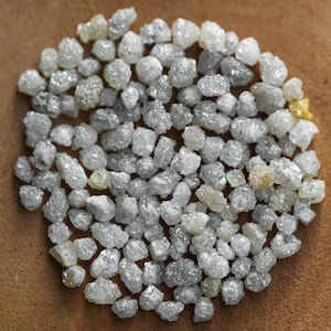 NATURAL WHITE LOOSE DIAMOND , AFRICAN DIAMONDS, UNCUT RAW DIAMONDS,
DIAMOND STUD