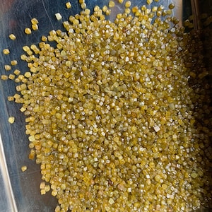 Yellow Raw Diamond | 1.00 CT 45pcs Scoop | Cube Diamond |1.00mm to 1.50mm Mix Color | Rough diamond | Yellow Diamond | Natural Rough Diamond