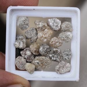 Diamante grezzo rosa rosso, diamante naturale, diamanti rosa sciolti, 1,00 carati, 2 pezzi da 5-8 mm, per diamante rosa, pietra preziosa solitaria, gioielli con diamanti