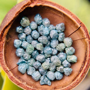 Natural Blue Diamond, Raw Rough Diamond, Loose Diamond, Sky Blue Diamond, Blue Raw Gemstone, Gemstone Solitaire 1.00 CTW 3-4PCS