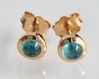 Stud earrings tourmaline indigolite gold