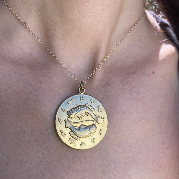 large vintage rare pisces  necklace, coin,medallion,, birthday gift zodiac, boho jewelry, horoscope, gold pisces jewelry, pisces birthday