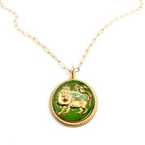 vintage leo charm  boho horoscope  glass leo zodiac pendant  vintage lion zodiac necklace  1970&#39;s leo charm  vintage lion  7/23-8/22
