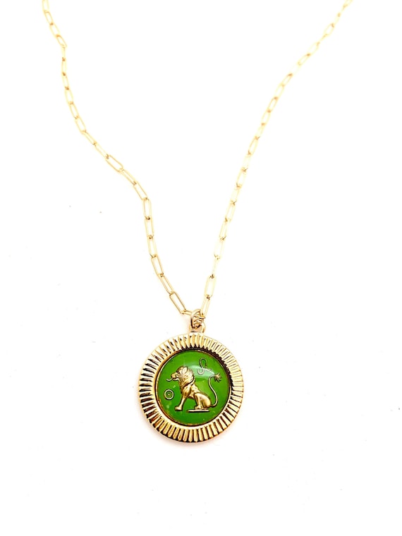 Vintage leo necklace, glass leo lion zodiac sign n