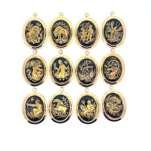 Rare Vintage small black & gold zodiac charm necklace, made in Germany 1970s, Rare vintage deadstock, unique vintage horoscope gift image 3