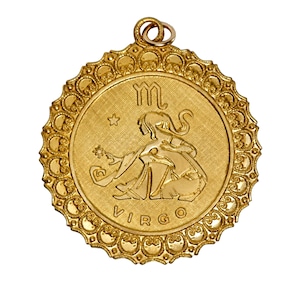 Grande colar de disco de signo do zodíaco vintage, pingente de signo de horóscopo de Virgem boho legal, colar de medalhão astrológico de Virgem de ouro, disco de latão