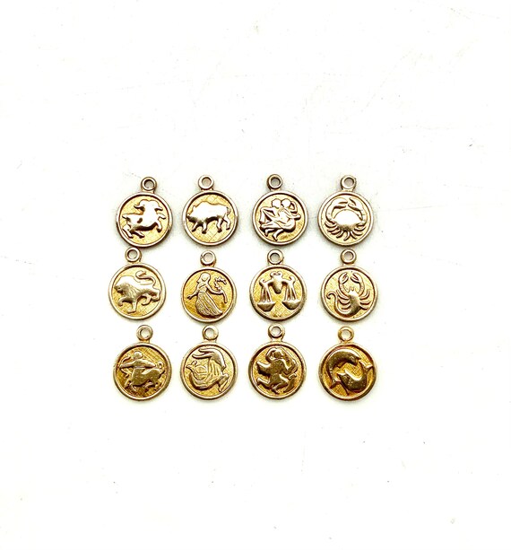 Tiny gold zodiac sign  Vintage cancer necklace  L… - image 8
