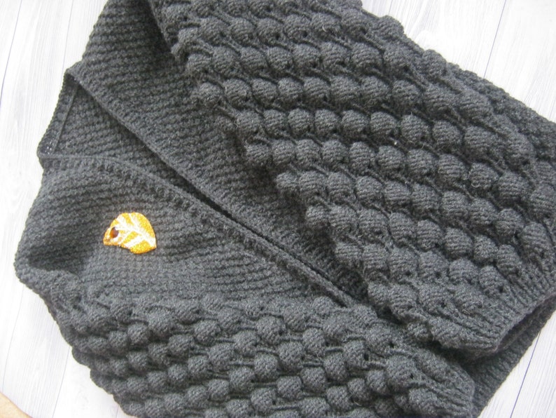 Gift for woman. Cardigan Malinki