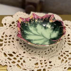 Vintage Blatt Schmuckschale | Chubu China Porzellanschale Hergestellt im besetzten Japan Pink & Grün Blattschale