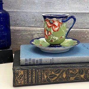Vintage Royal Blue Floral Teetasse und Untertasse | Handbemalte Teetasse mit Untertasse