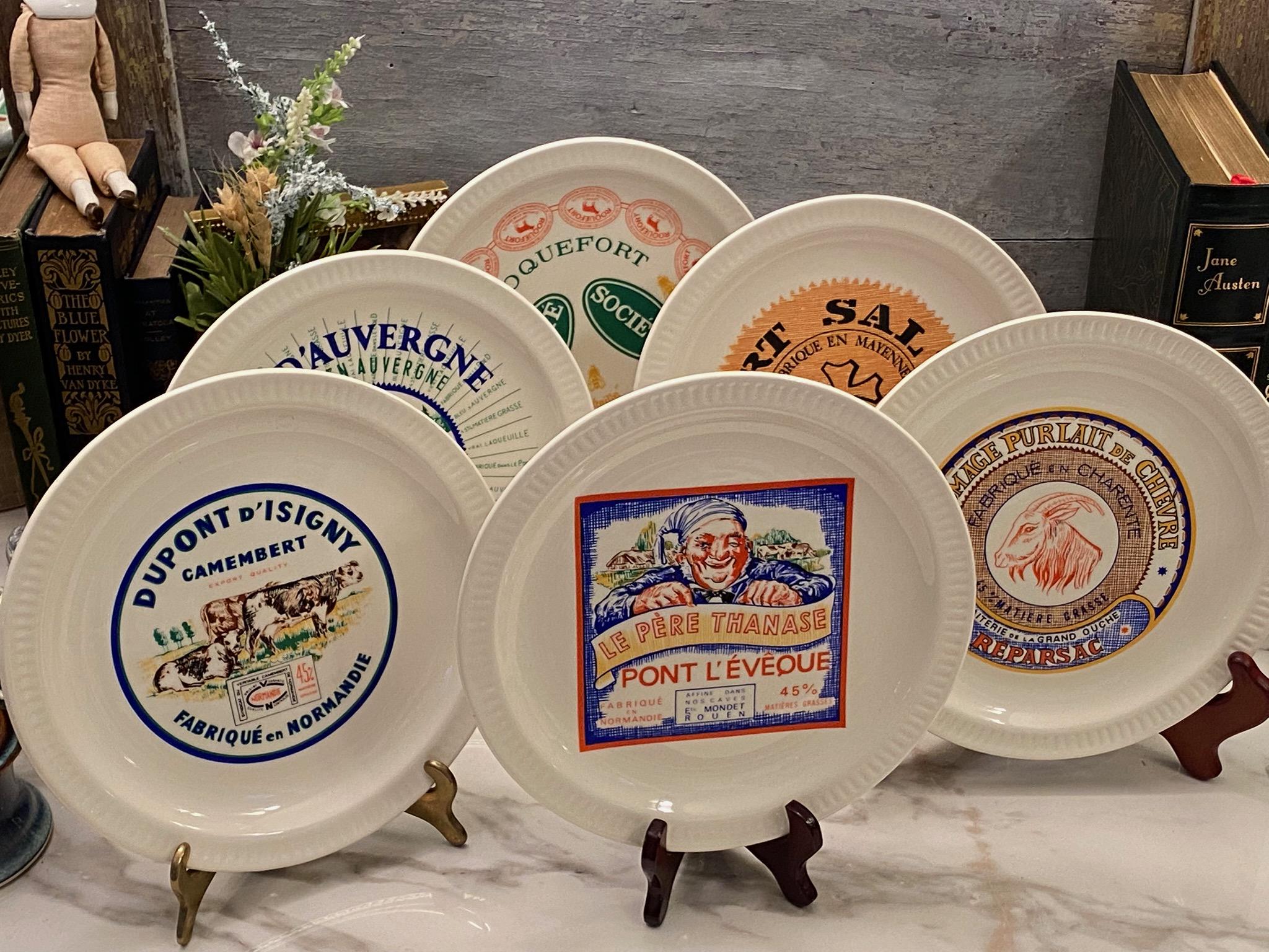 Vintage Faïence Cheese Plate Set: French Ceramic Decor, 1960s St