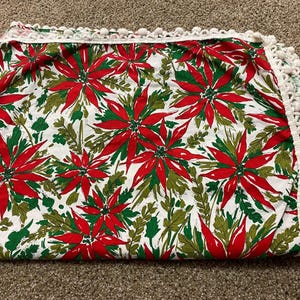 Toalha de mesa retangular vintage com pompons e enfeites de poinsétia para Natal