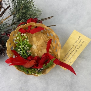 Vintage Christmas Ornament Red Bird Nest in Wicker Basket 3”