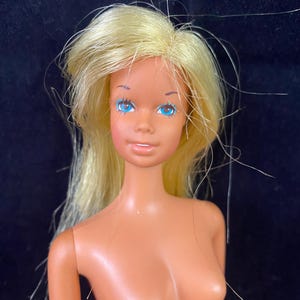 Vintage 70s Barbie Twist &#39;N Turn Sunset Malibu Doll Blonde 1966 Japan