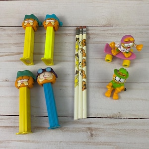 Vintage Garfield Lot PEZ Candy Dispensers Pencils Figures 70s 80s