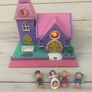 Vtg 1993 Polly Pocket Bluebird Wedding Church Chapel Lights Up 90s w/ Figures