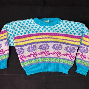 VINTAGE pull arc-en-ciel connexion filles bambin 3T violet roses bleu jaune années 80