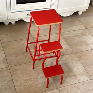 Fold out step stool