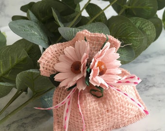 SET. Daisy pink baby pouch, baby favours, baby girl, baby favours, italian bomboniere, baby shower, christening, bomboniere nascita,