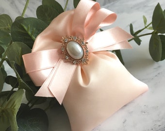 Blush pink pouch, rose gold, pink, blush, wedding favours, favour pouch, bomboniere, italian bomboniere, sacchetto