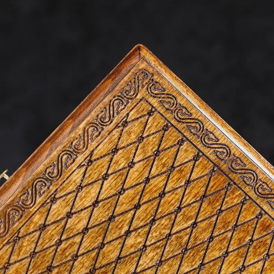Elegant Backgammon Set With Engraved Pattern: Birthday Gift / HANDMADE ...
