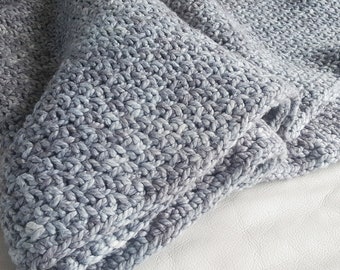 Easy Moss Stitch Crochet Blanket Pattern