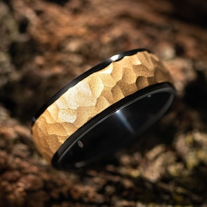 Hammered Black and Gold Tungsten ring, Hammered Wedding Ring, 18K Gold Tungsten Ring, 8mm Wide