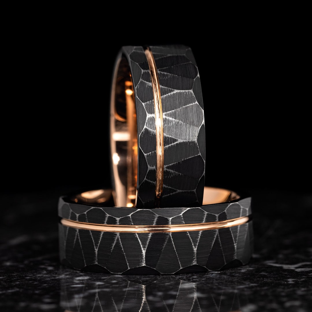 TUNGSTORY Mens Tungsten Wedding Bands 8mm Flowing Sand Inlay Mens Rings