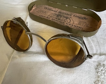 Antique WW1  Wilson Service goggles with case