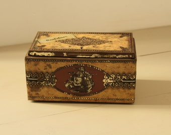 Antique De Beukelar biscuit tin