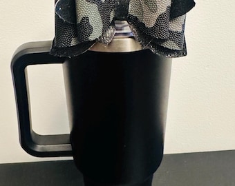 Fiocco di paglia fatto a mano, mimetico, nero e verde, per bicchiere Stanley da 40 once / Cup Bling / Accessorio estetico con fiocco da ragazza / Riutilizzabile alla moda