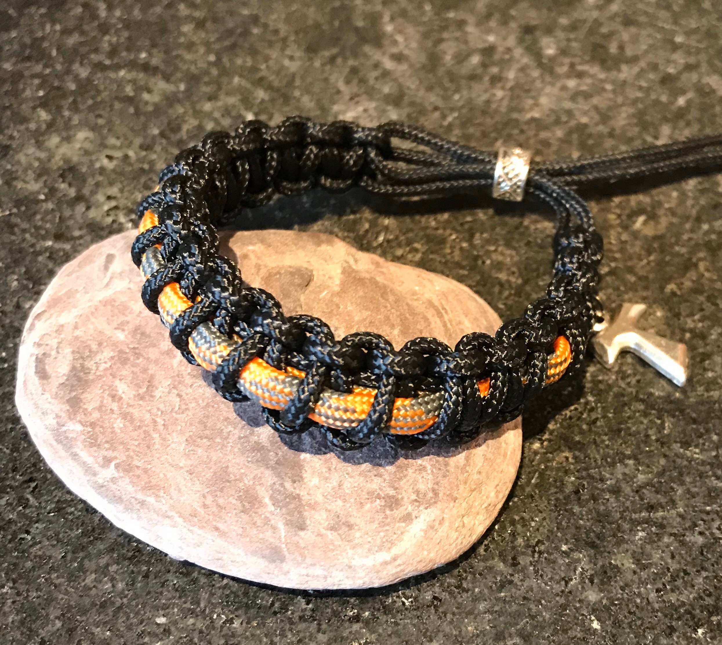 Prayer bead paracord bracelet Etsy.de