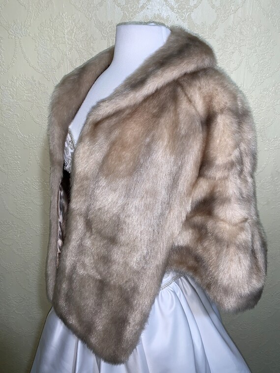 faux Beige Blonde GLENOIT MINK STOLE excellent co… - image 2