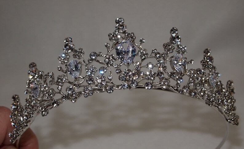 Gorgeous Sparkling AUSTRIAN CRYSTAL Silver CROWN bridal crown princess crown Wedding Crown