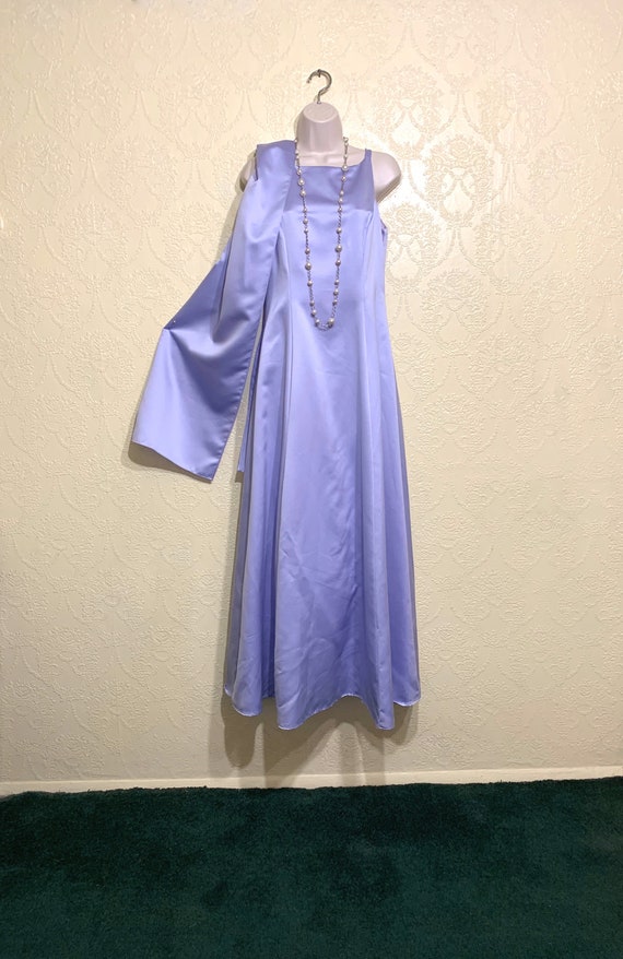 size 6 LIGHT PURPLE GOWN with Long Scarf purple Br