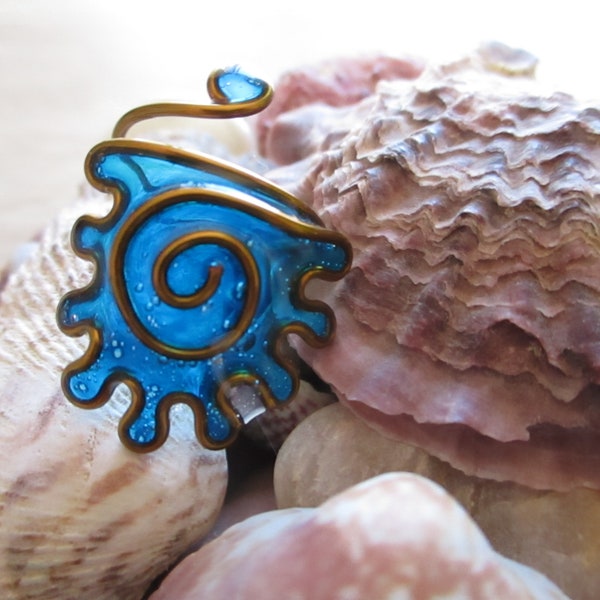 Adjustable ring, resin hippie ring. Boho copper jewelry, handmade jewelry. Wire jewelry. Original gift for women.