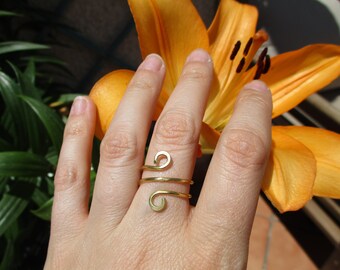 Anillo de laton anillo hecho a mano anillo reversible anillo sencillo. Joyas boho. Bisuteria de alambre. Regalo original para mujer. Etsy Espana