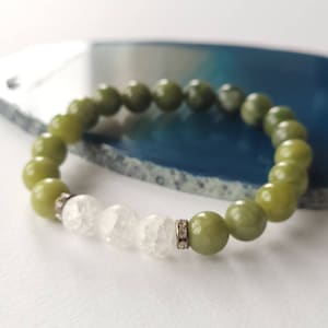 グリーンジェイド＆クラックルクォーツビーズブレスレット - ハンドメイドストレッチジェムストーンジュエリー - 7インチ