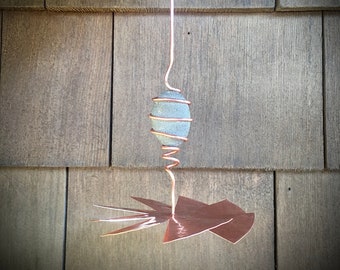 Escultura de viento colgante de 4" x 6"