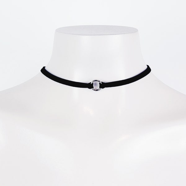Discreet Day Collar for BDSM Submissive, Faux Leather and Stainless Steel Circle of O Choker.